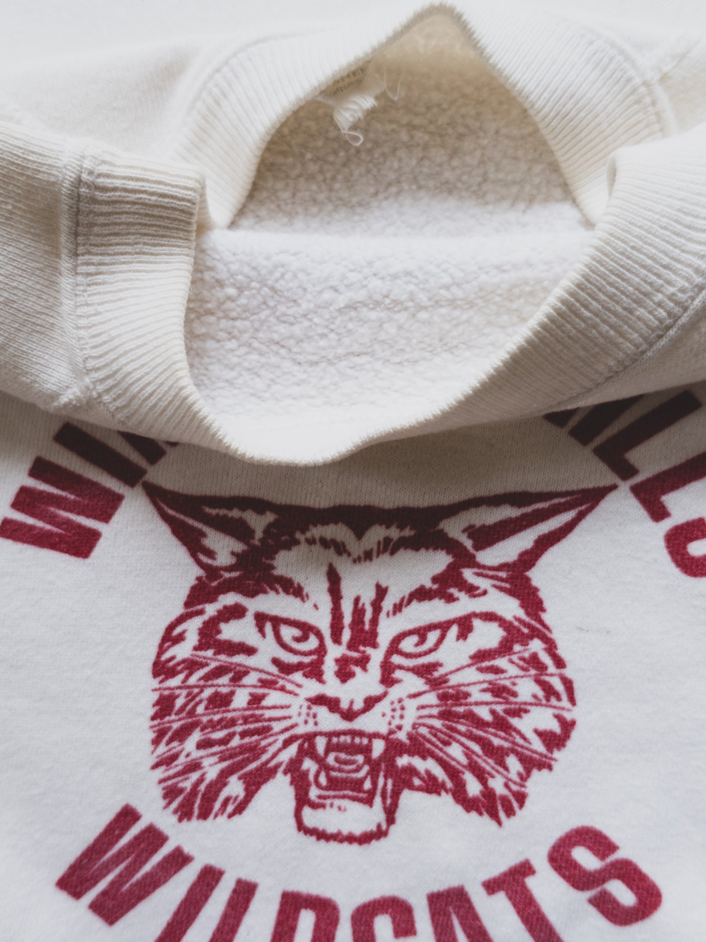 vintage wildcats sweatshirt - s