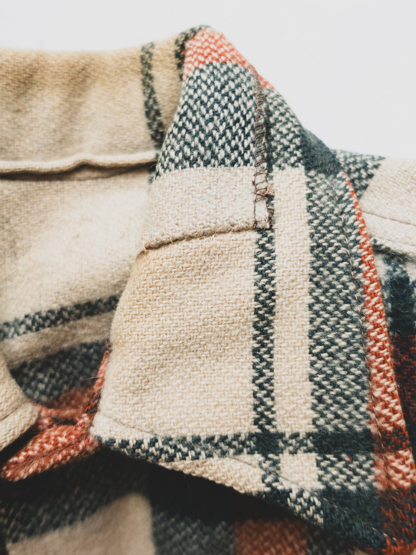 vintage distressed plaid jacket - m/l
